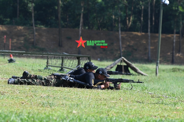 Súng trường AK-74M được sử dụng trong thi đấu tại nội dung “Xạ thủ bắn tỉa”

